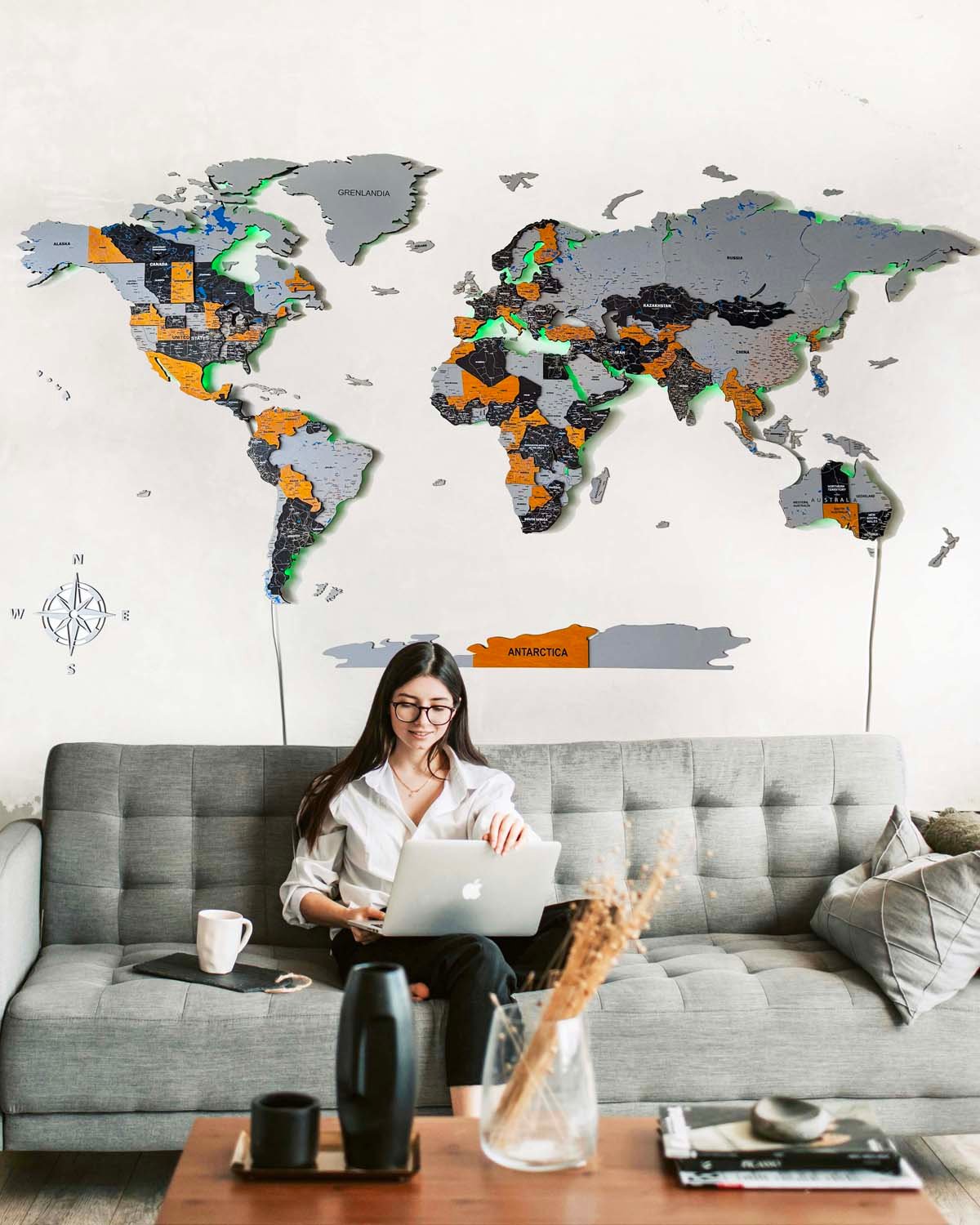 Wooden World Map Illuminated LED 3D Premium Birdywing®