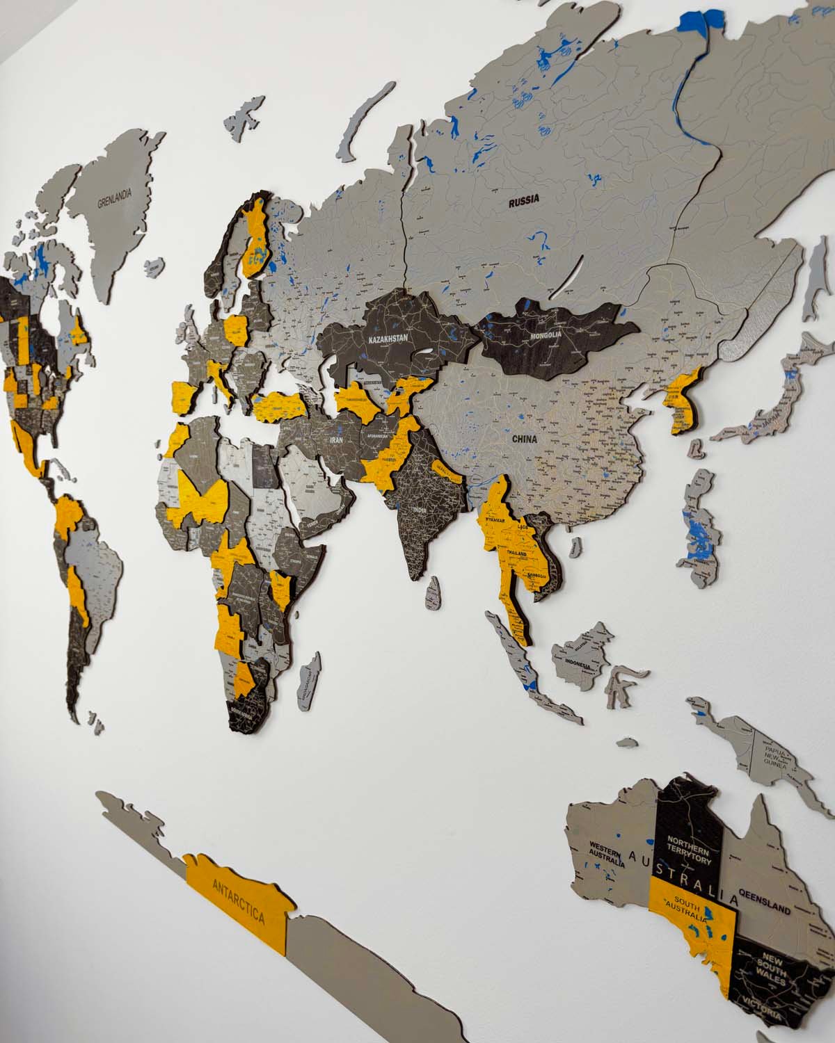 Premium 3D Wooden World Map — Sunshine